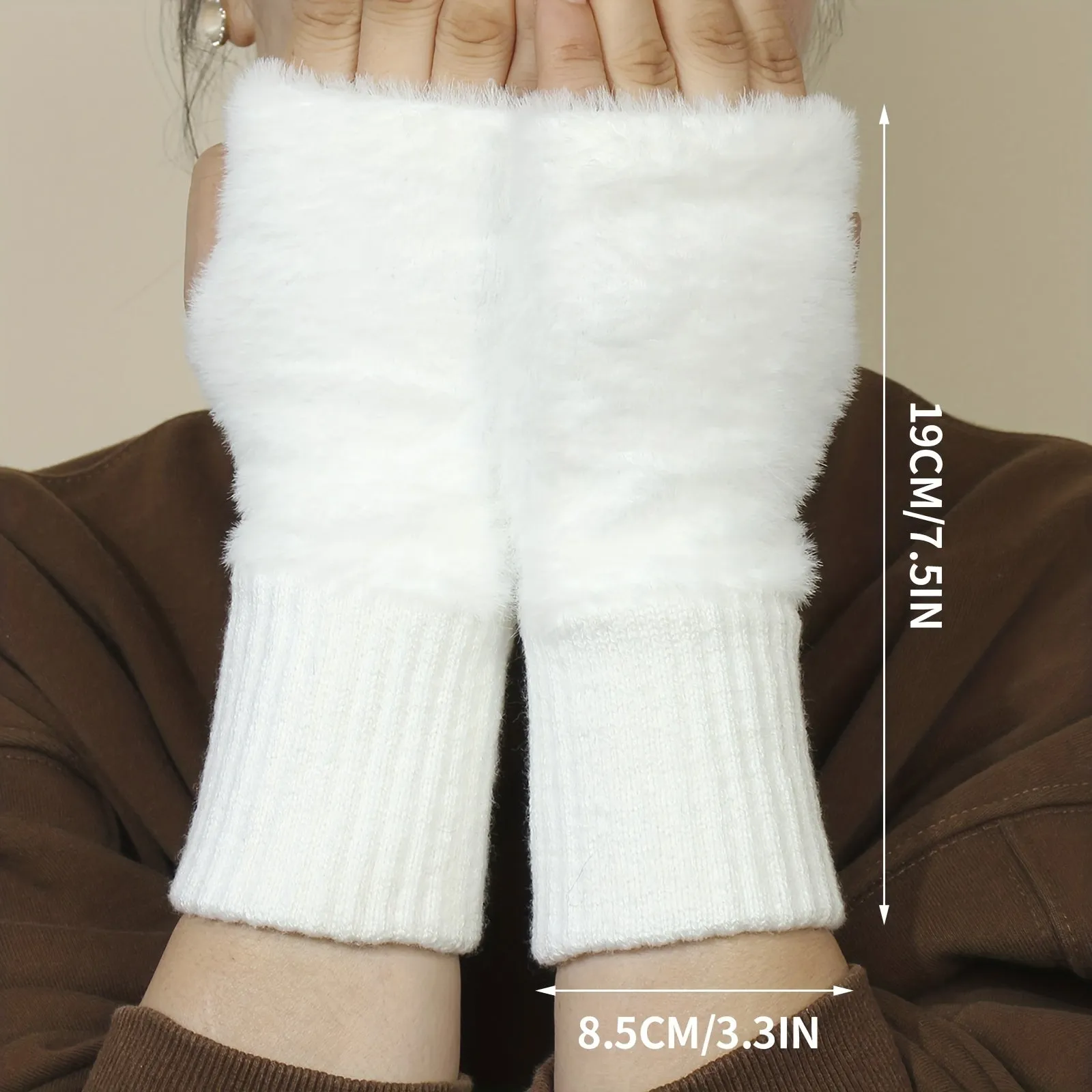 Chic Monochrome Half Finger Gloves for a Stylish Winter Look