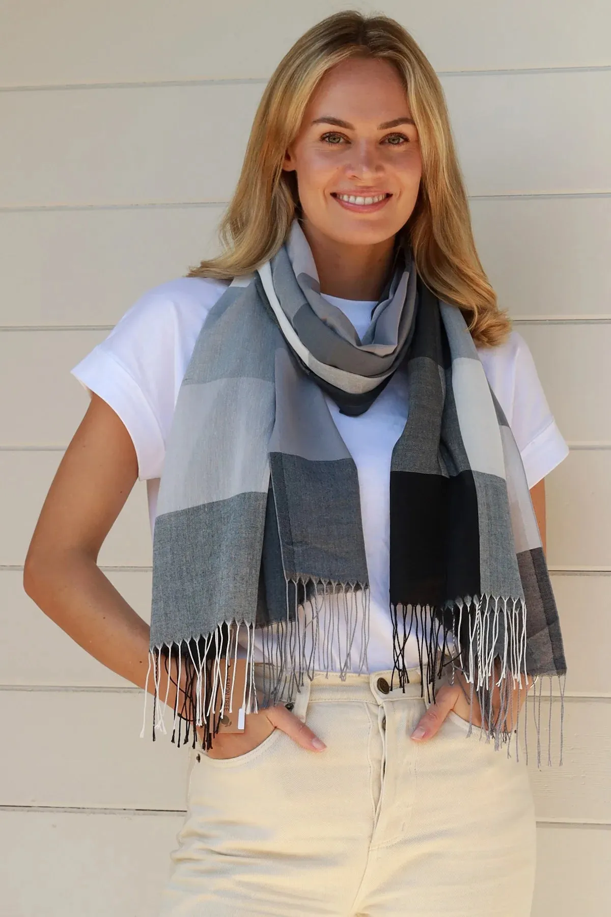 Collie Scarf Grey