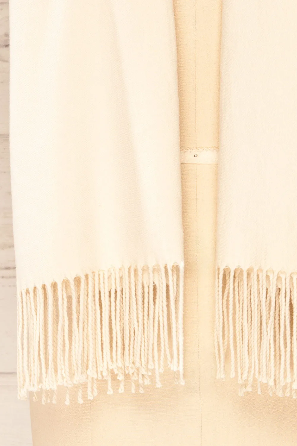 Epanouissement Ivory | Soft Knit Scarf