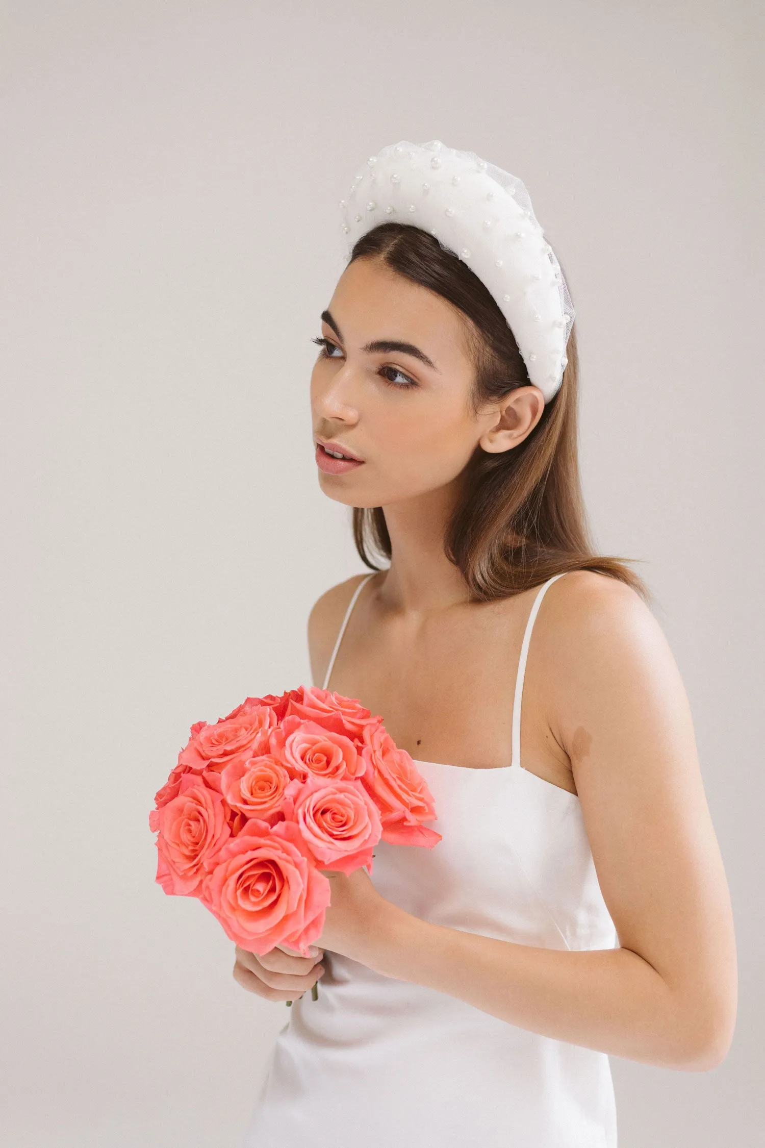 Giovanna: Large Bridal Headband with Pearls and Tulle