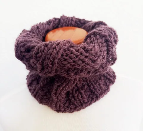 NEW! Ribbon inspired cowl