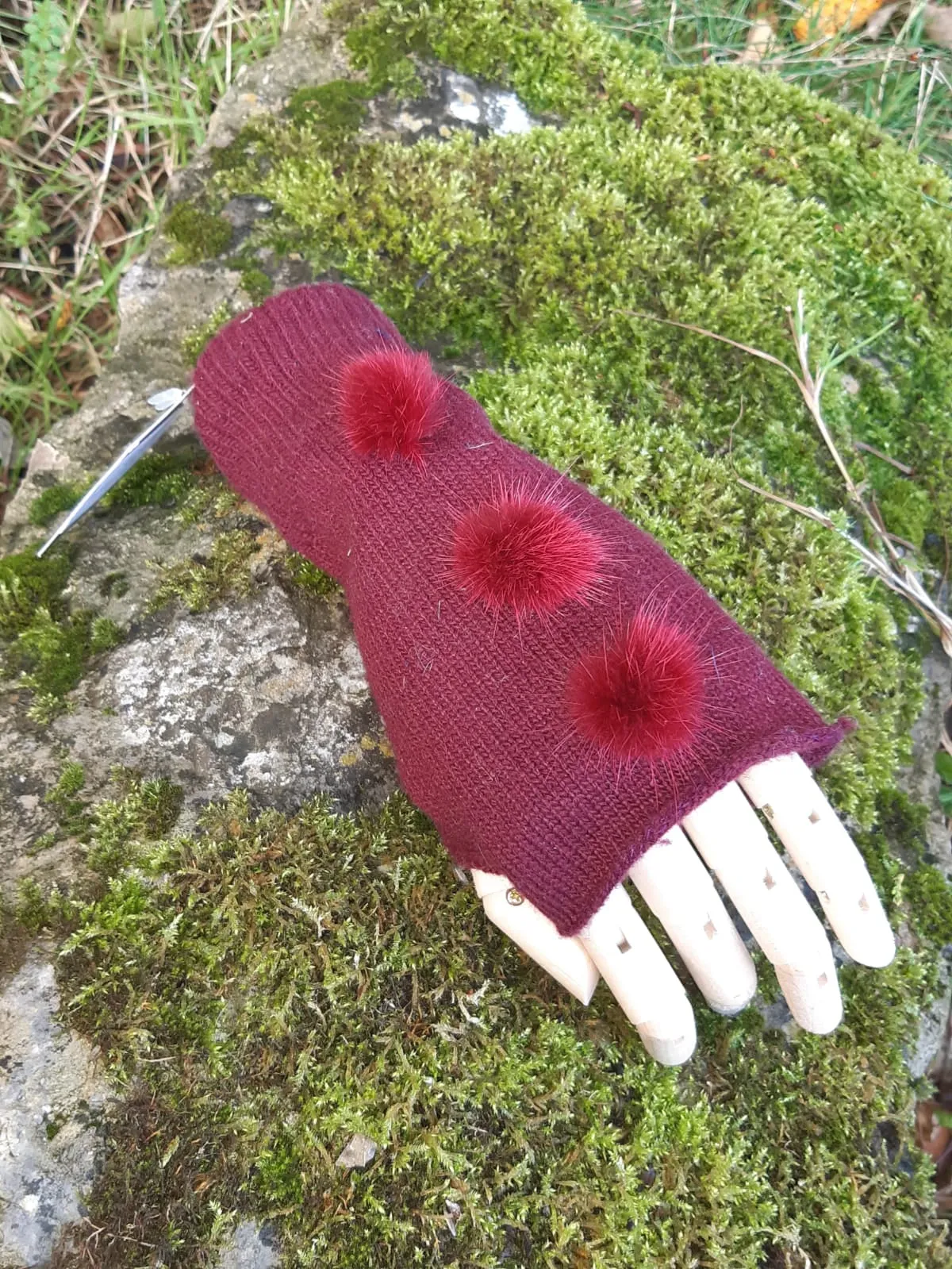 Regina Fingerless Mittens with pompom - G21