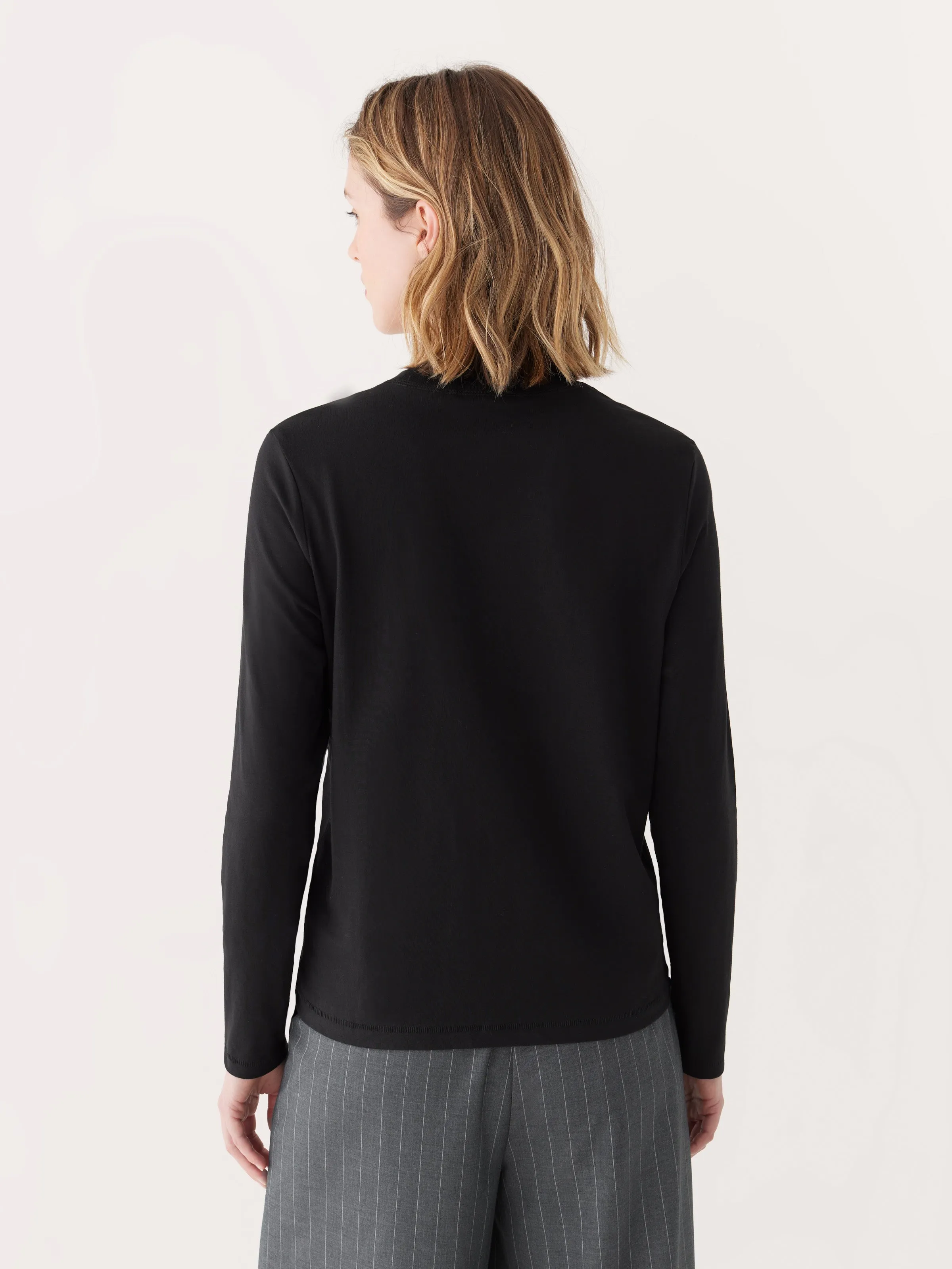 The Long Sleeve T-shirt in Black